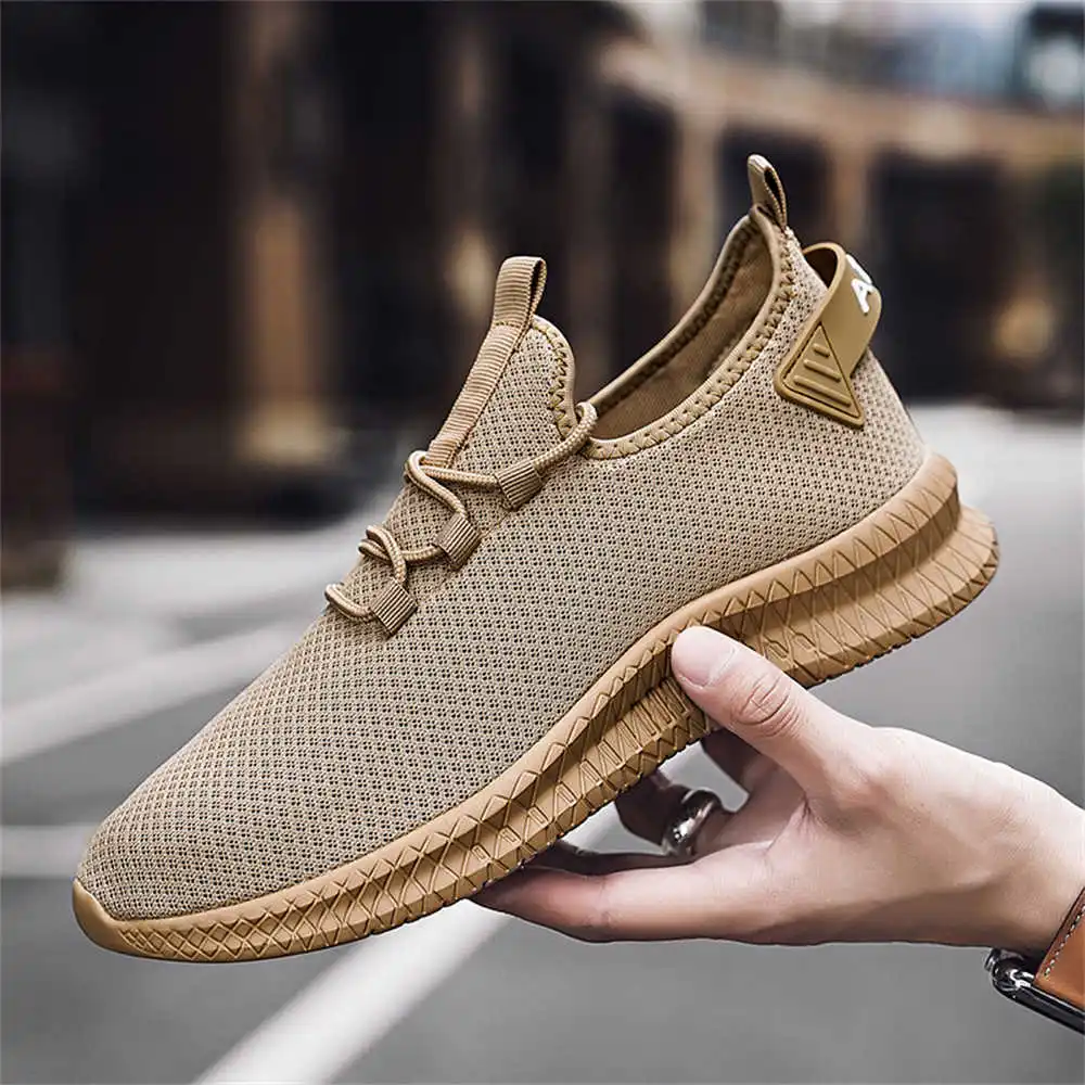 Streetwear Brand Model - Halbsaison Mesh Tennis Mann Laufende Turnschuhe
