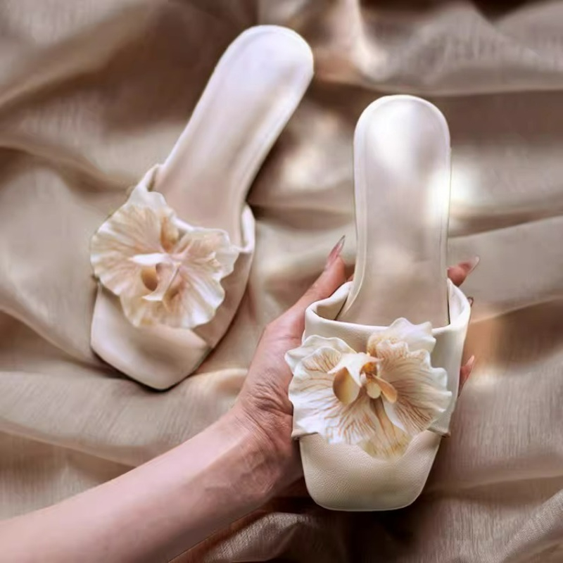 Streetwear Brand With Flowers - Marken-Damensandalen 2026 Sommer Neue Elegante Blumen-Sandalen