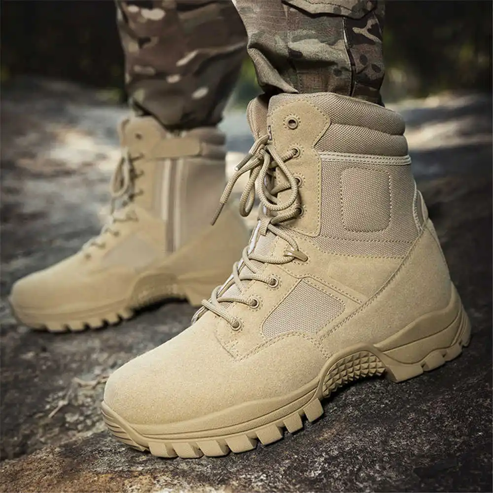 Rutschfeste Wanderstiefel aus  – Streetwear Brand Model Bewertung und Preis