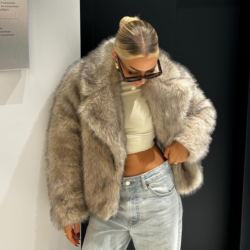 Schicke Street-Girls Farbverla – Streetwear Girl Brand Bewertung und Preis